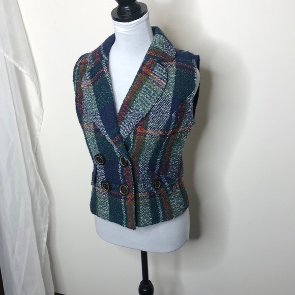 CAbi Jackets & Blazers - Cabi women’s blue plaid multi colored button vest size XS​